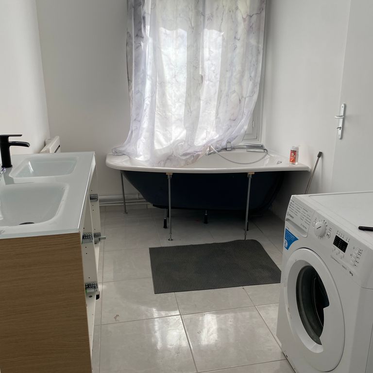 Plomberie: Installer un nouveau système de plomberie; Maison indivi...