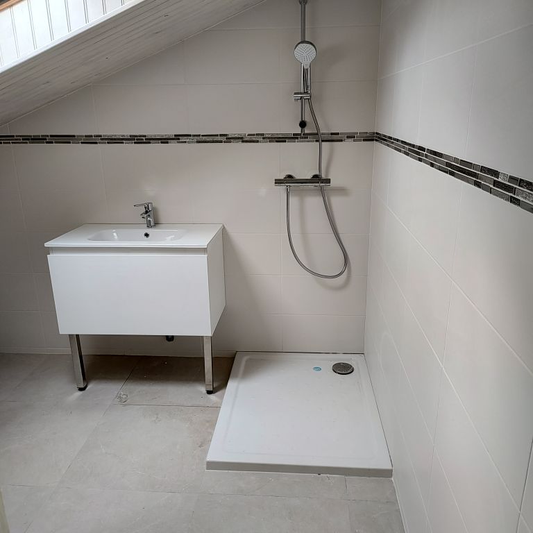 Pose d'un carrelage: Sols, pose carrelage, parquet, dépose cheminée...