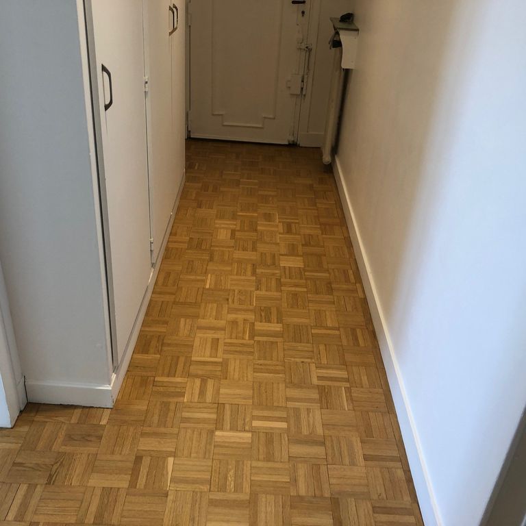 Rénovation d'un parquet : Vitrification; 4 pièces; Contrecollé sol