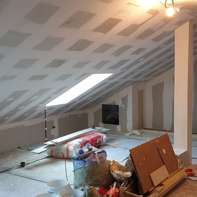 Isolation de combles : 90 m2; Isolant naturel