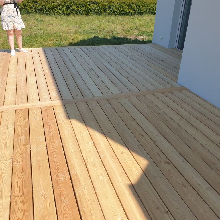 Pose terrasse en bois sur plot : 25 m²