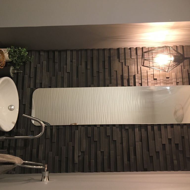 Pose d'un carrelage : Murs; 7,02 m2