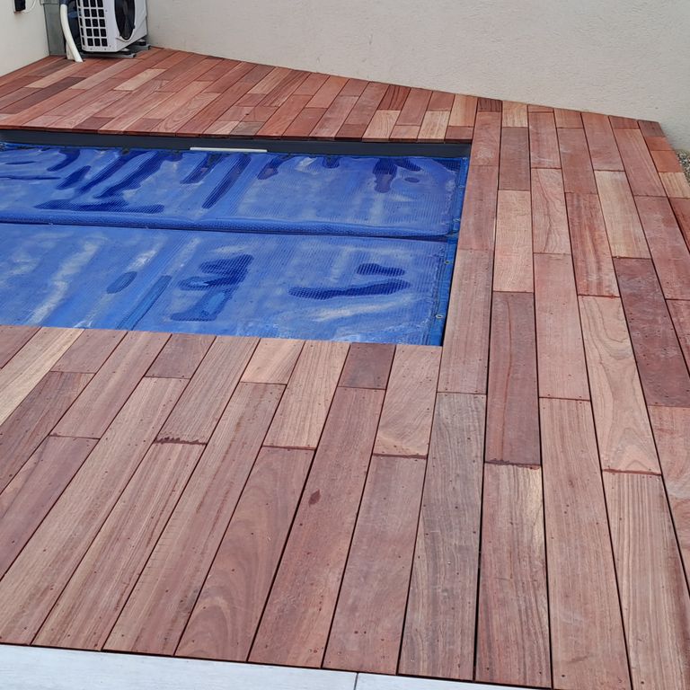 Terrasse en bois: Bois massif; 16 m²; Pose uniquement