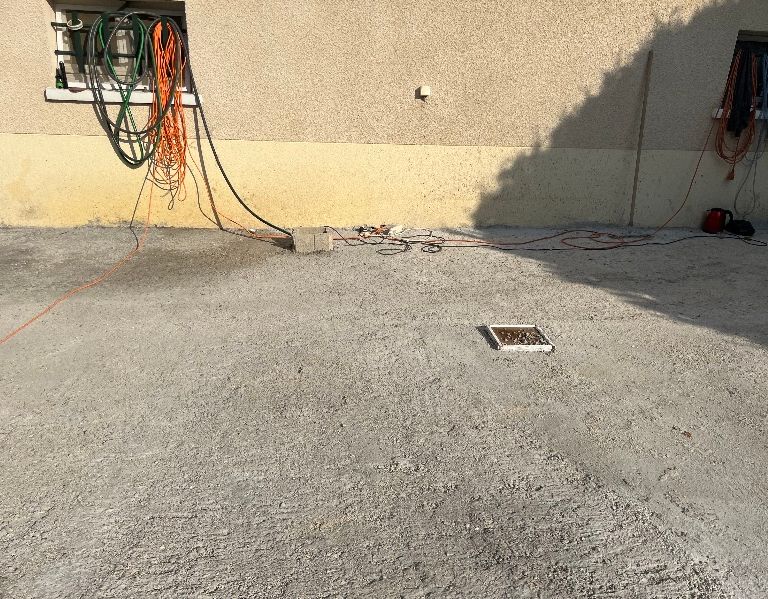 Pose d'un carrelage: Sols; 105 m²