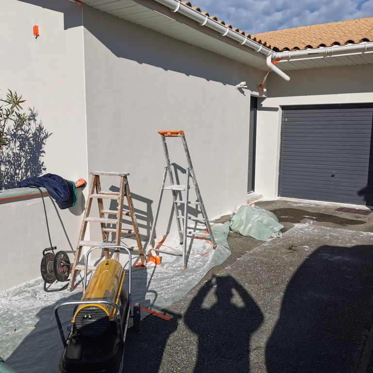 Ravalement de façade: Appliquer un enduit