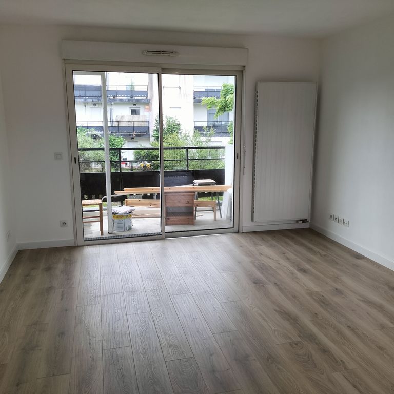 Pose d'un parquet: Stratifié; 2 pièces