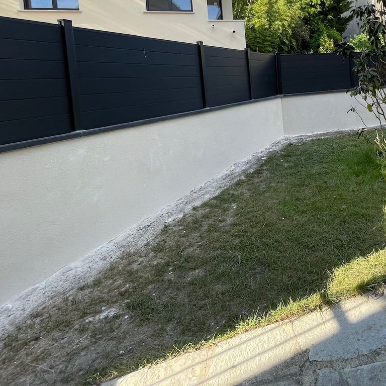 Clôture: Remplacer la clôture, Réparer la clôture; 20 m; A définir