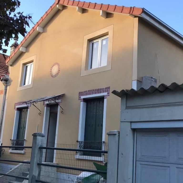 Surélévation: 27 m²; Maison individuelle; Deux étages