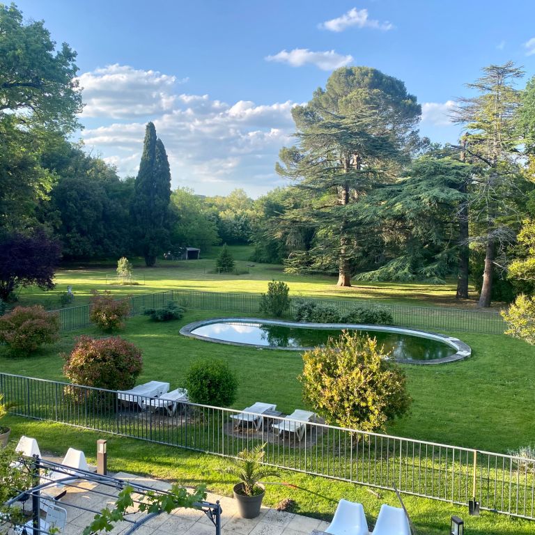 Entretien de jardin: Plus de 1000 m²; Tondre la pelouse; Urgent (da...
