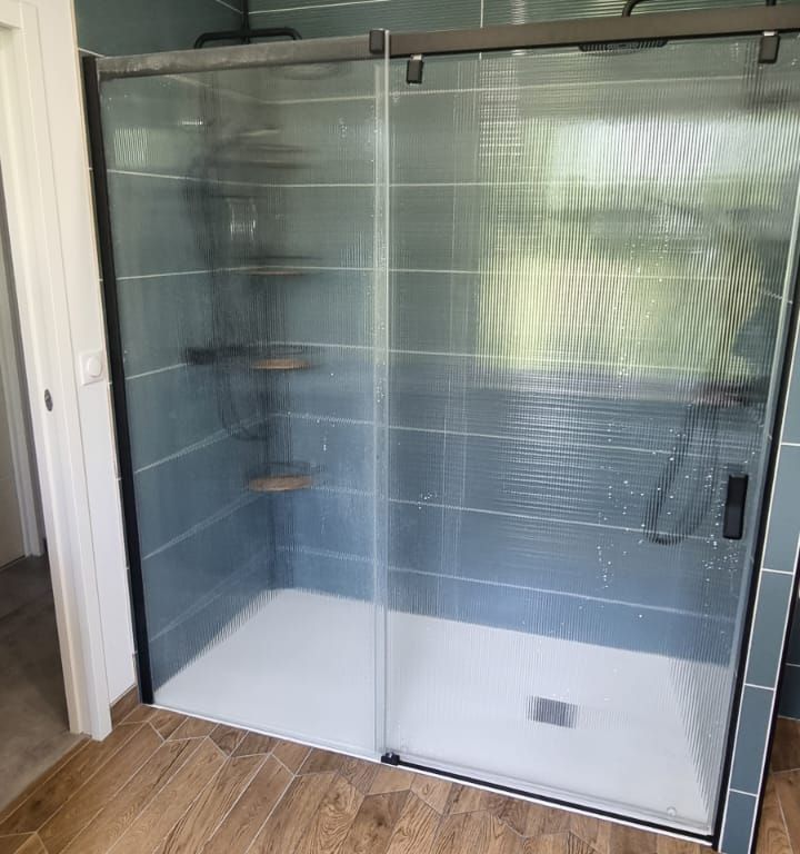 Pose d'un carrelage: Sols; 140 m²
