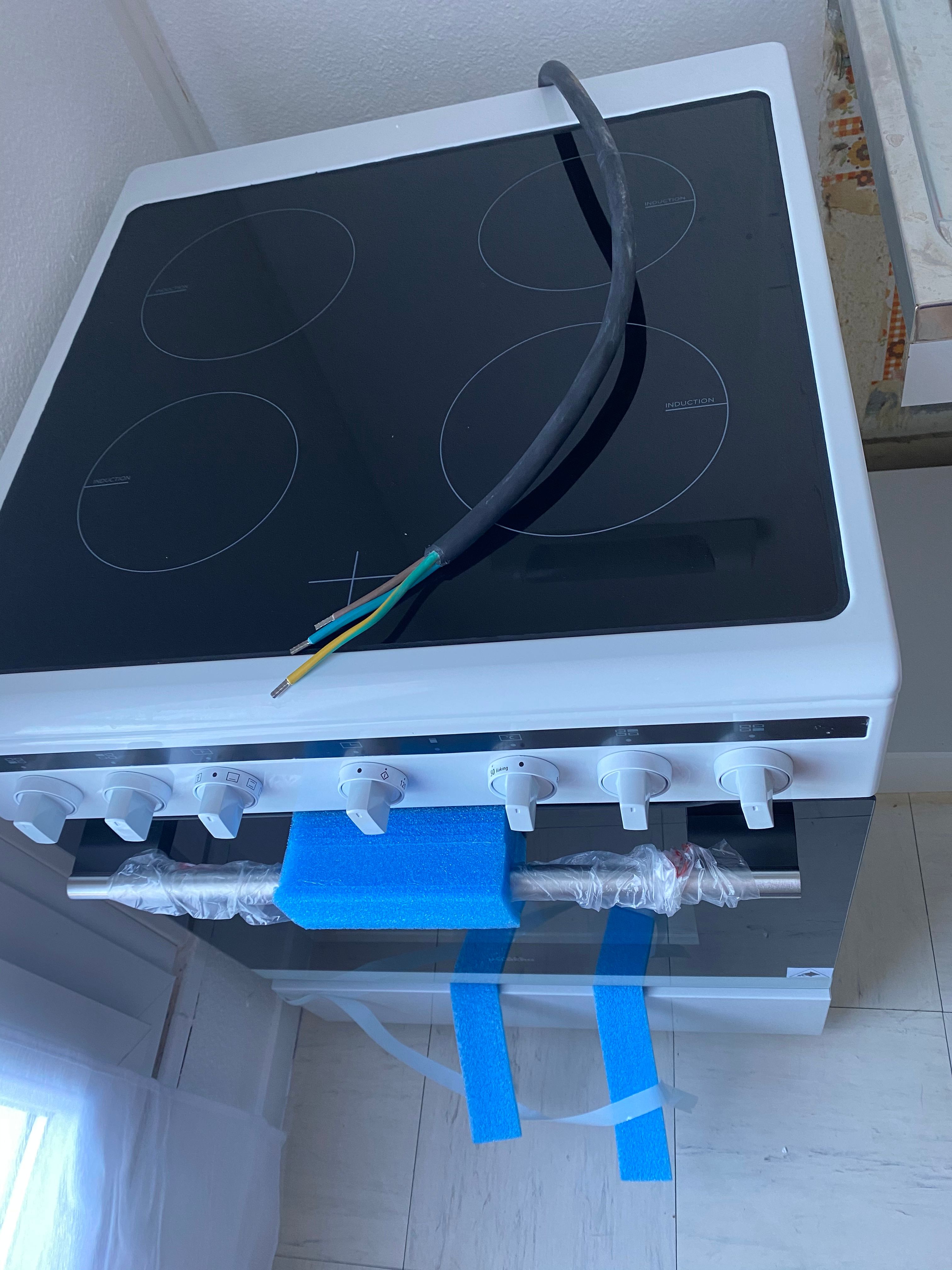 Installation électrique Branchement d’une cuisinière induction; 1...